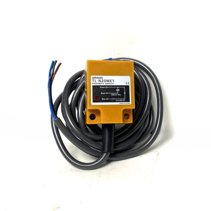 オムロン　近接スイッチ　TL-N20ME1