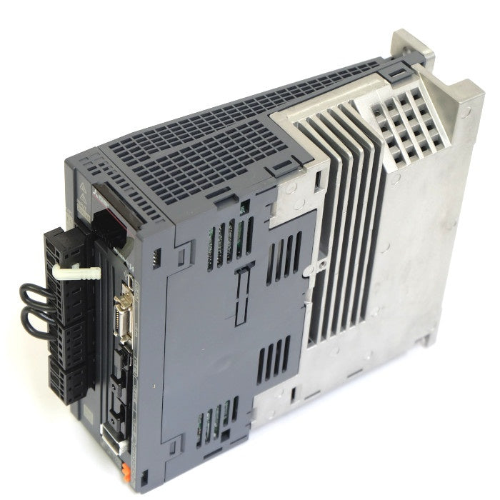 三菱電機　サーボアンプ　MR-J4-100B