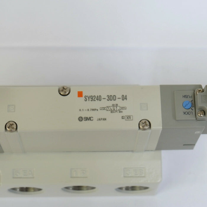 SMC　5ポートソレノイドバルブ　SY9240-3DD-04