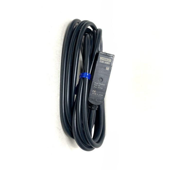 オムロン　光電スイッチ　E3S-AR61