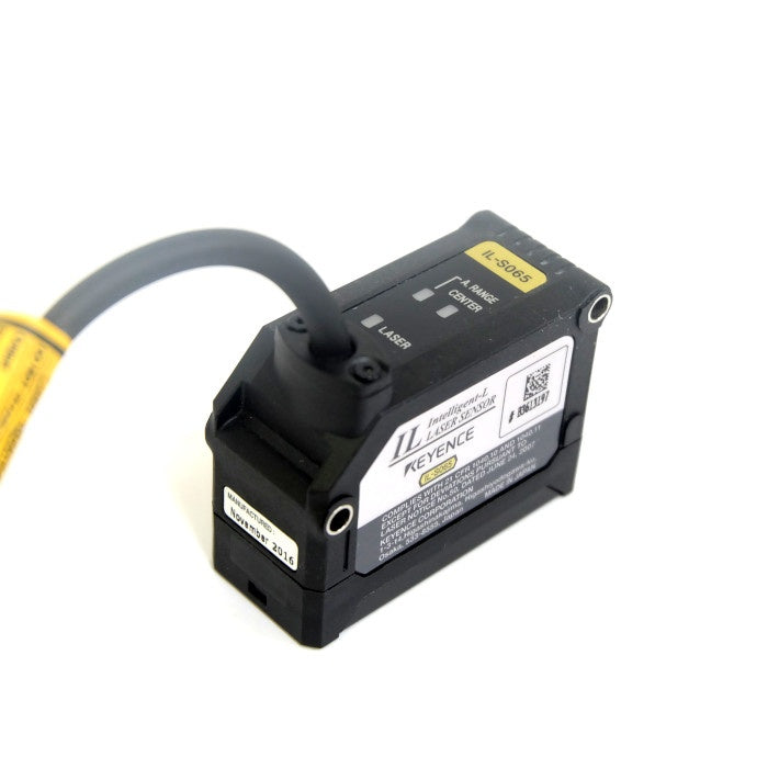 キーエンス　デジタルファイバセンサ ファイバアンプ ケーブルタイプ 親機 NPN　FS-V11S0(2256)