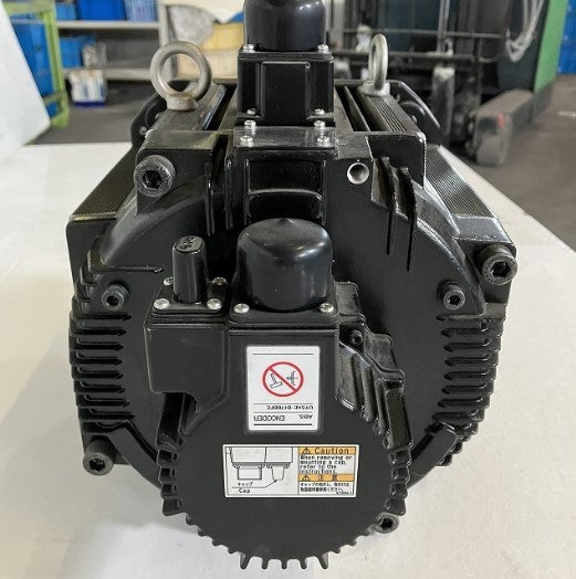 YASKAWA　安川電機　サーボモータ　SGMDH-45A2B-YR15