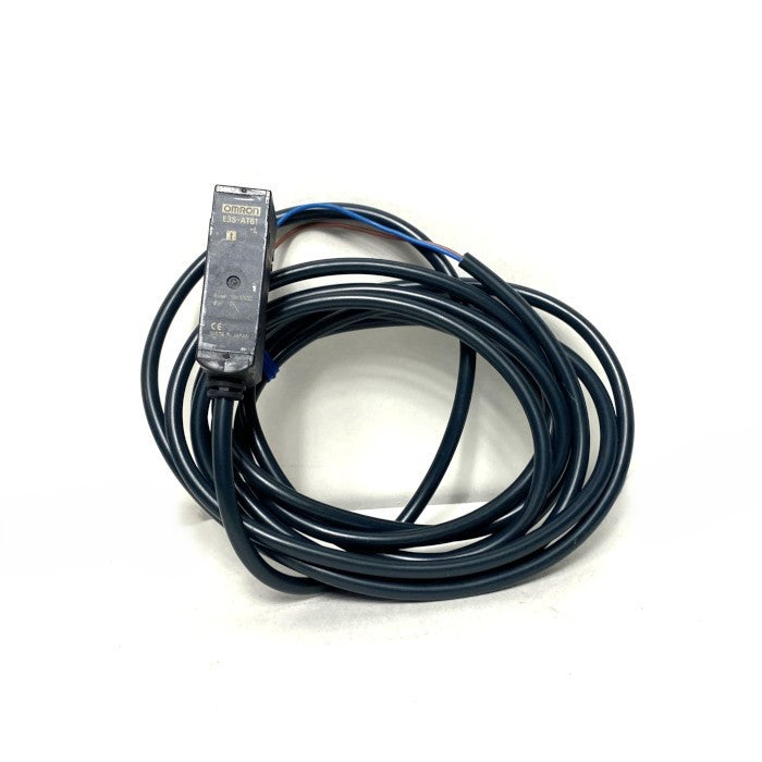 オムロン　光電スイッチ　E3S-AT61-L