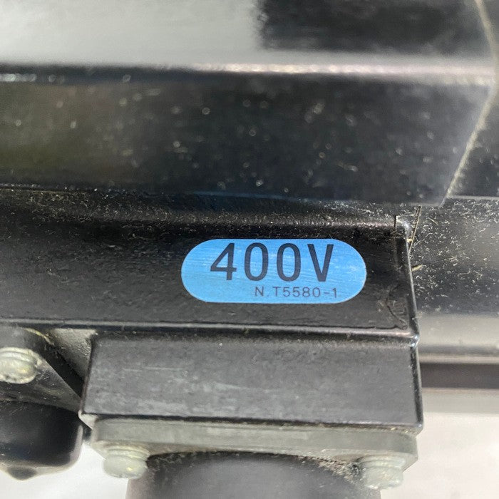 安川電機　ACサーボモーター　SGMGV-44D8M2E