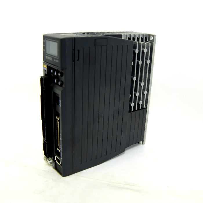 キーエンス　ACサーボシステム　SV-010P2