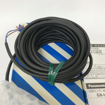 Panasonic　シリンダ型近接センサ[アンプ内蔵]　GX-18MU-C5