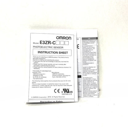 オムロン　光電スイッチ　E3ZR-CD61L-M1TJ 0.3m