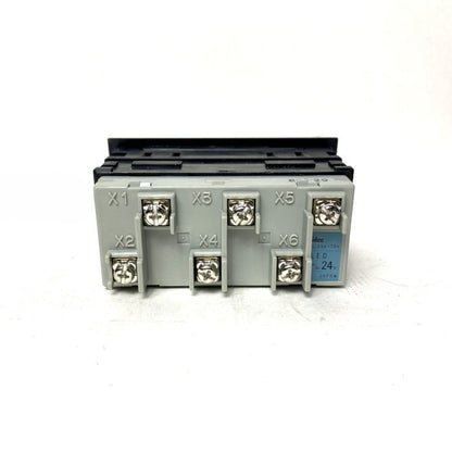 IDEC　角型表示灯　SLD96-3DH2BG/Y/R