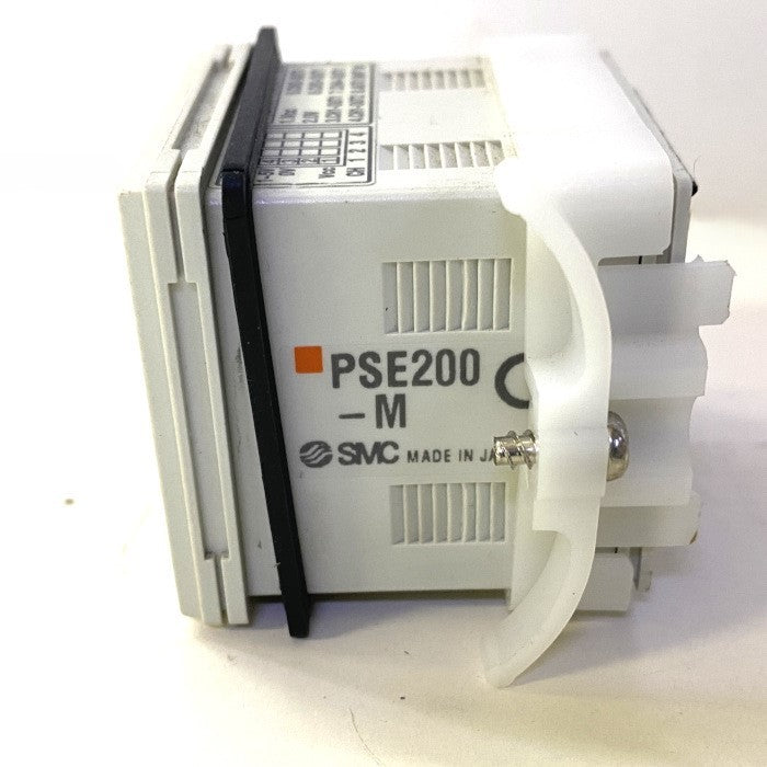 SMC　多チャンネルデジタル圧力センサコントローラ　PSE200-M