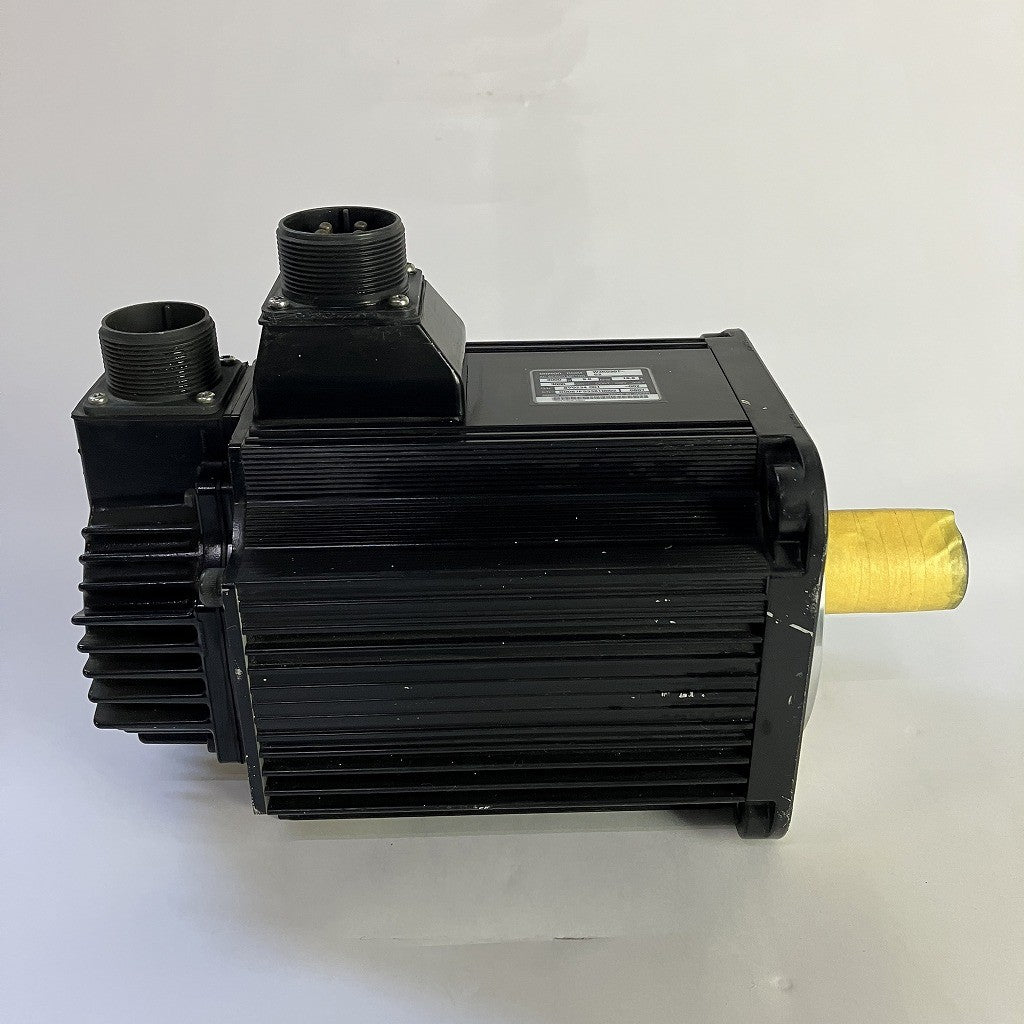 OMRON　ACサーボモータ　R88M-W3K030T-S2