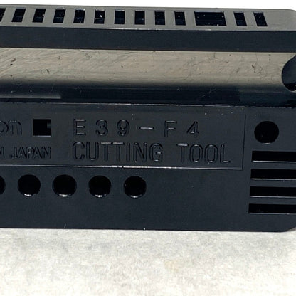 オムロン　ファイバーセンサー　E32-T24S
