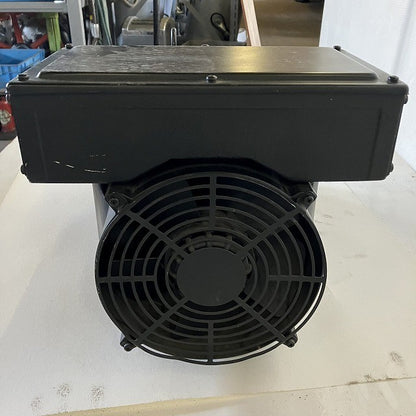 YASKAWA　安川電機　サーボモータ　UAASKD-11CA1