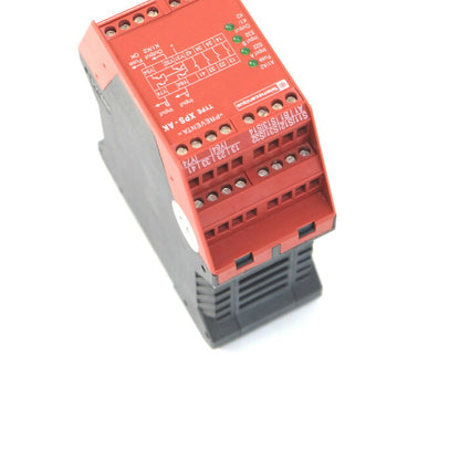 テレメカニック　セーフティリレーモジュール　XPSAK311144