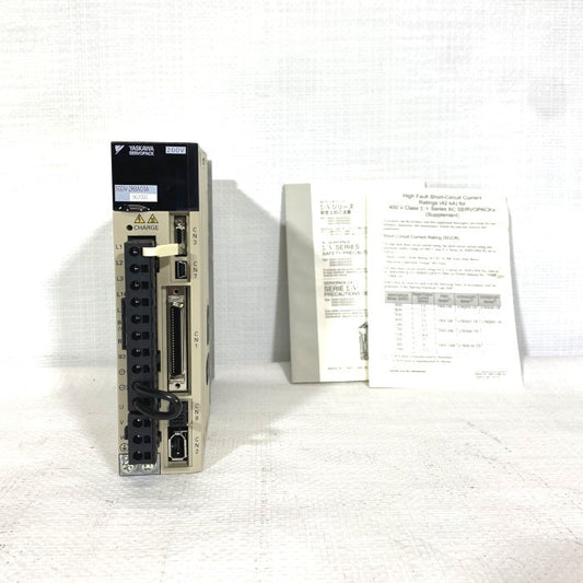 安川電機　サーボパック　　SGDV-2R8A01A002000