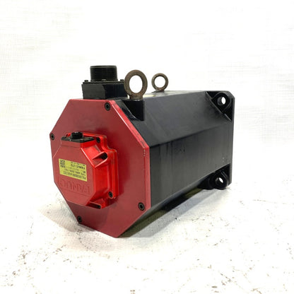 ファナック　ＡＣサーボモーター　A06B-0272-B100#0100