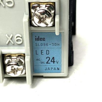 IDEC　角型表示灯　SLD96-3DH2BG/Y/R