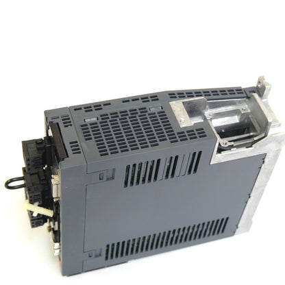 三菱電機　サーボアンプ　MR-J4W2-22B