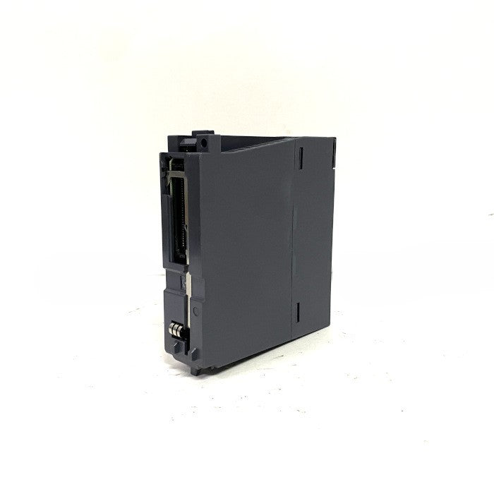 三菱電機　出力ユニット　QY42P