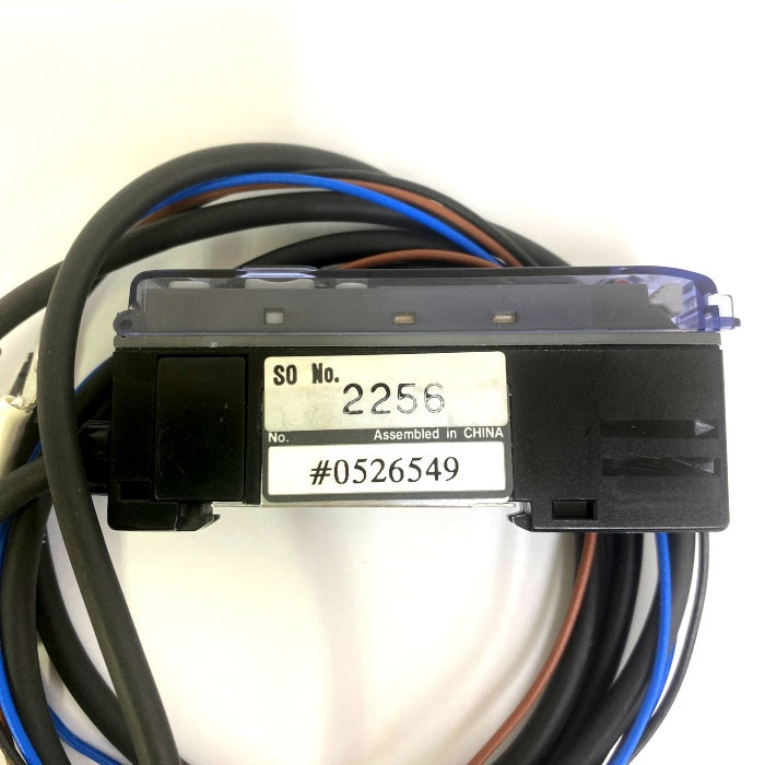 キーエンス　デジタルファイバセンサ　ファイバアンプ　ケーブルタイプ　親機　NPN　FS-V11S0(2256)