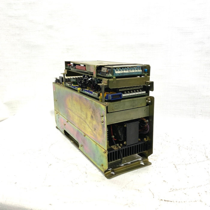 TOYODA　サーボアンプ　BA050AXWTA12MF