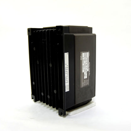 富士電機　インバーター　FVR0.4E9S-2