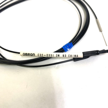 オムロン　ファイバーユニット 　E32-D331 2M