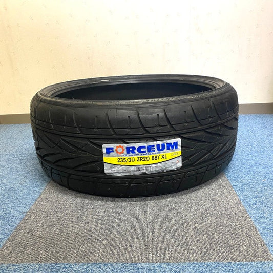FORCEUM　タイヤ　235/30 ZR20 88Y XL