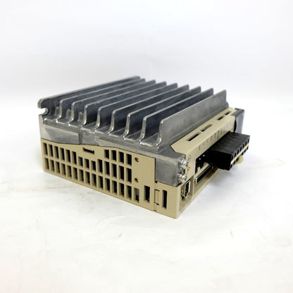 安川電機　ACサーボパック　SGDS-04A01A