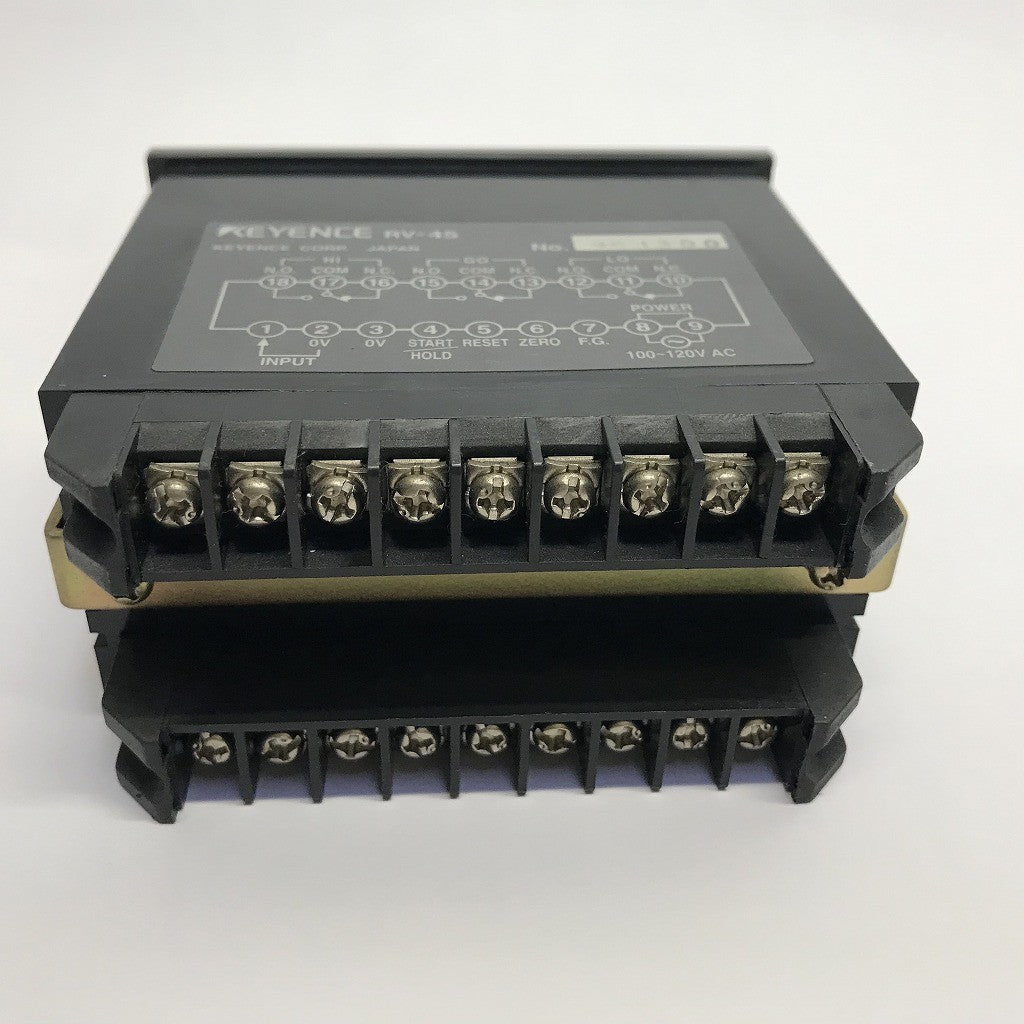 KEYENCE　デジタルメーターリレー　RV-45