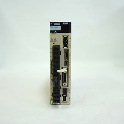 安川電機　サーボパック　SGDV-1R6A21B