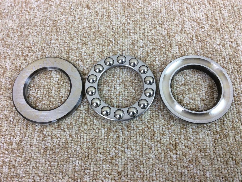 ベアリング　　INA708U