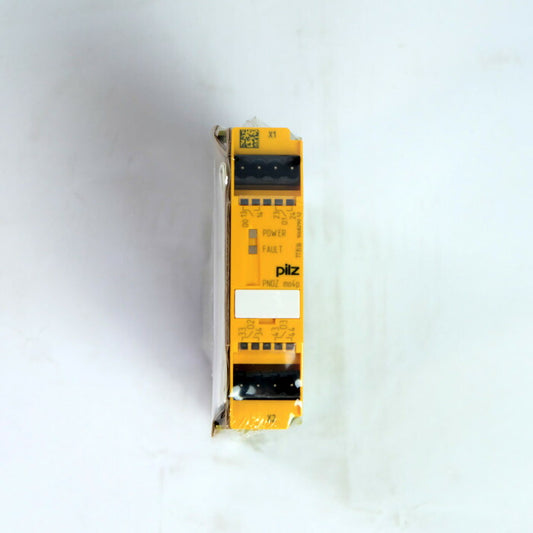 pilz　増設用リレー出力モジュール　PNOZ　mo4p（773536）