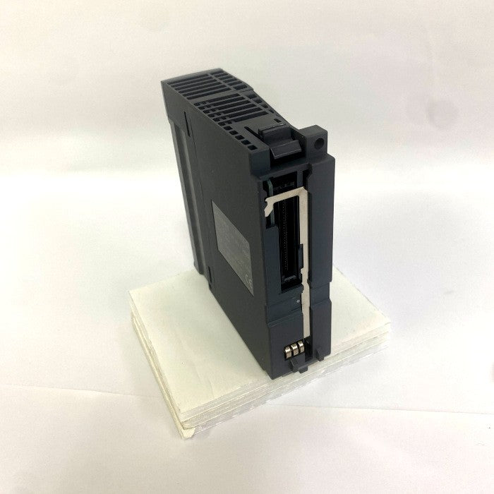 三菱電機　入出力ユニット　QI60