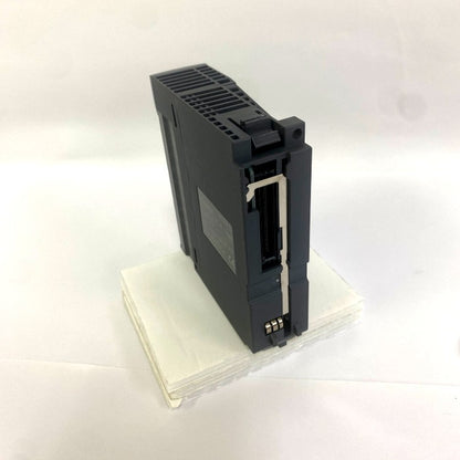 三菱電機　入出力ユニット　QI60