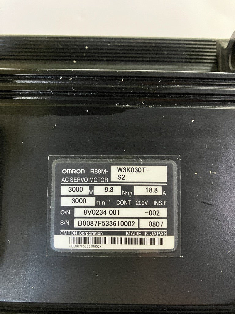 OMRON　ACサーボモータ　R88M-W3K030T-S2