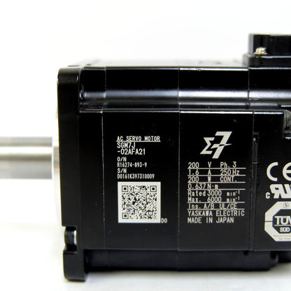 安川電機　回転型サーボモータ　SGM7J-02AFA21