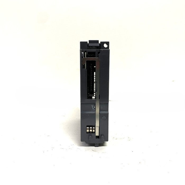 三菱電機　出力ユニット　QY42P