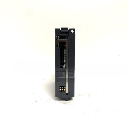 三菱電機　出力ユニット　QY42P
