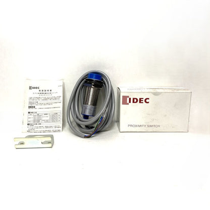 IDEC　近接スイッチ　DPC-2A25E