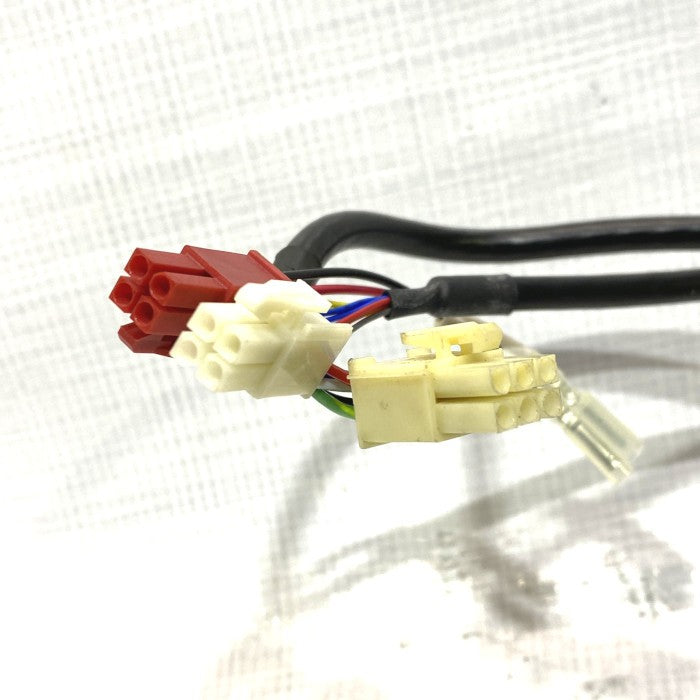 安川電機　サーボモーター　SGMPH-02A1A-YR31