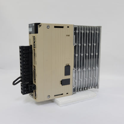 安川電機　サーボパック　SGDV-2R8A21A
