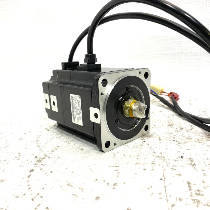 安川電機　サーボモーター(RBT軸)　SGMPH-04A1A-YR61