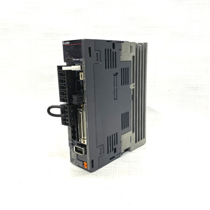 三菱電機　サーボアンプ　MR-J4-10A1