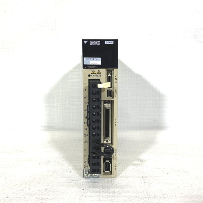 安川電機　サーボパック　　SGDV-2R8A01A002000