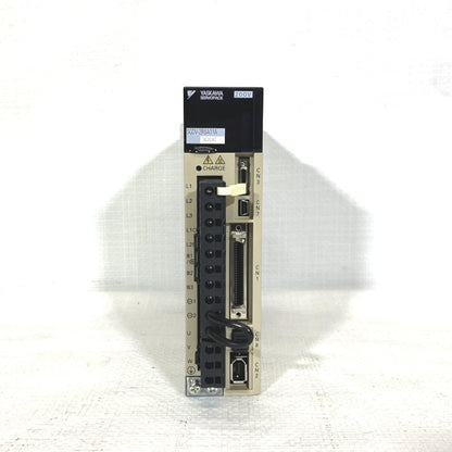 安川電機　サーボパック　　SGDV-2R8A01A002000