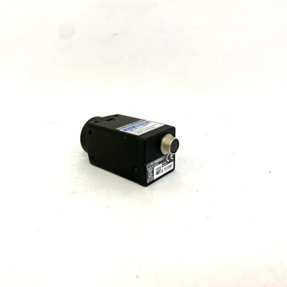 キーエンス　デジタル高速200万画素白黒カメラ　XG-H200M