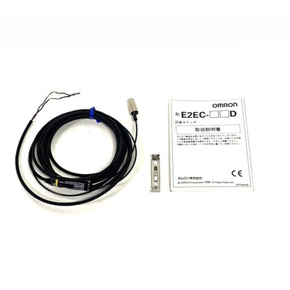 オムロン　近接スイッチ　E2EC-C3D1 2M