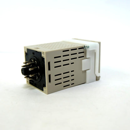 オムロン　電子温度調節器　E5CS-RPU-W