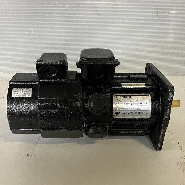 YASKAWA　安川電機　サーボモータ　UGCMED-04AA20W