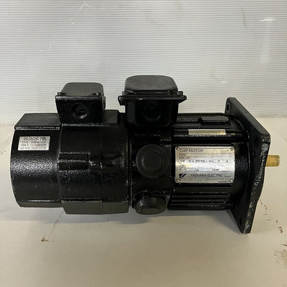 YASKAWA　安川電機　サーボモータ　UGCMED-04AA20W